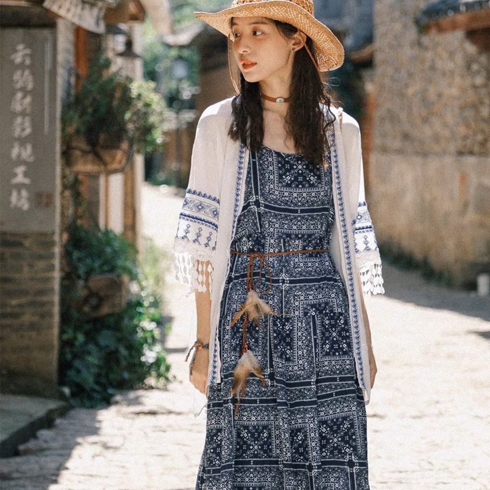 Vacation cardigan for Southeast Asia